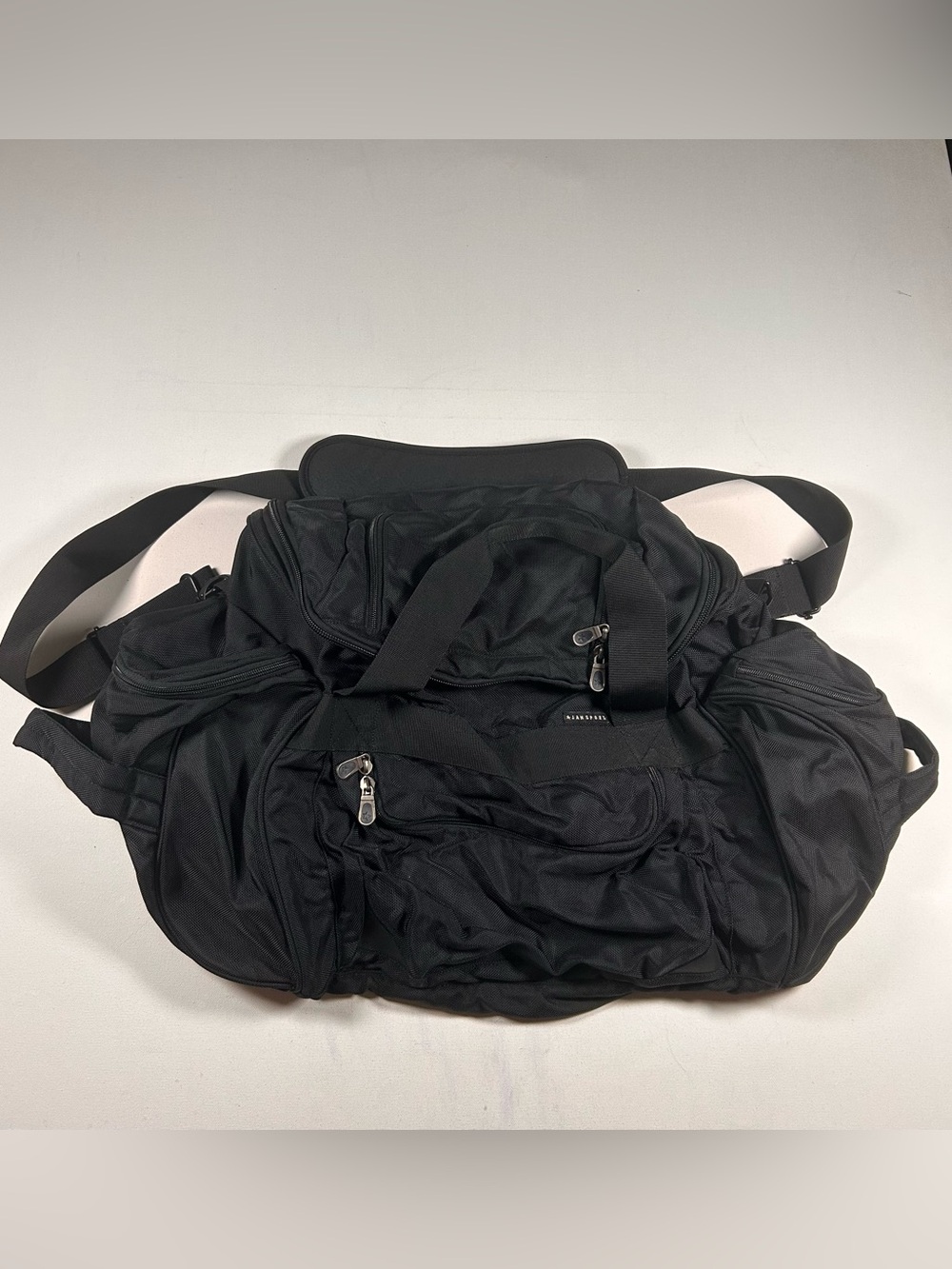 Jansport XL Duffle Duffel Bag Black Utility Pockets Gym Travel Bag NEW